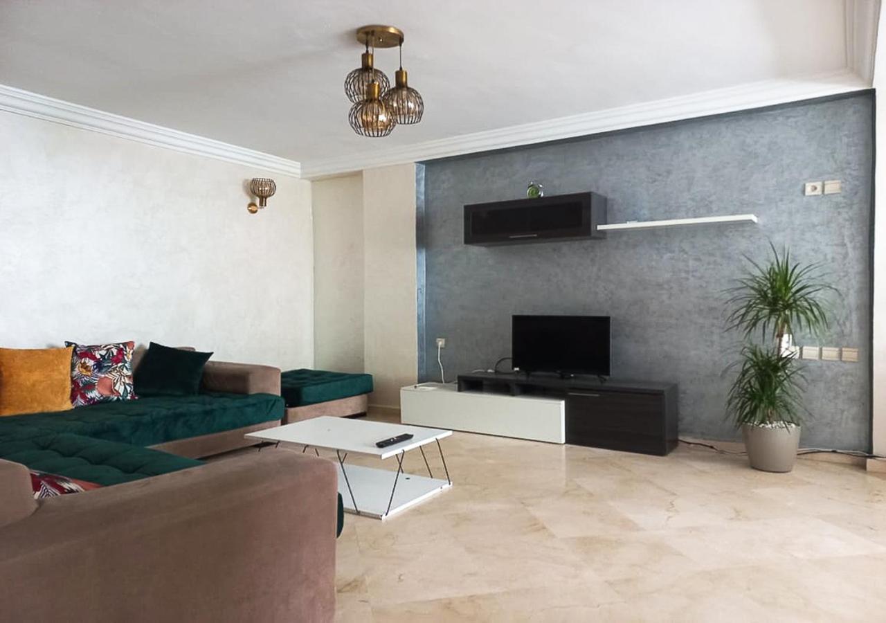 Superbe Appartement A Proximite De La Corniche Casablanca Bagian luar foto